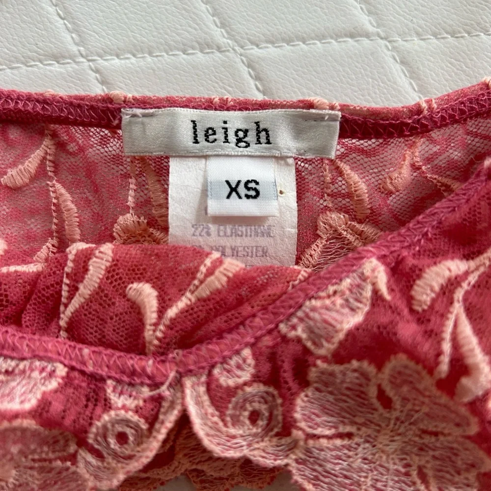 Two piece intimate - Picture 2 of 3
